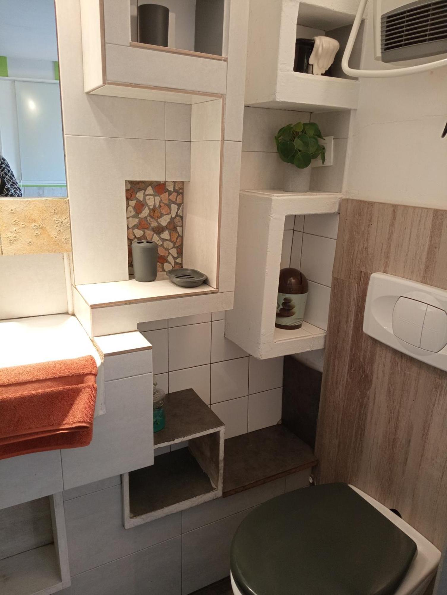 Gites Des Esselards Yzeron Quarto foto